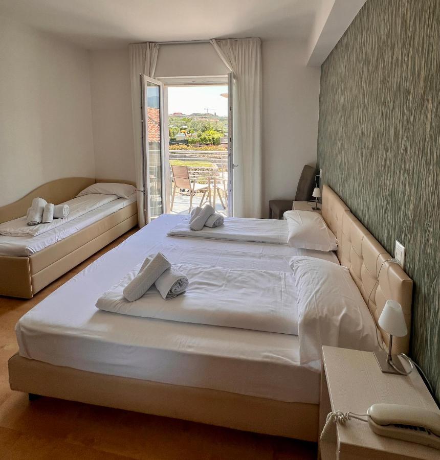 Albergo San Remo Malcesine Exterior photo