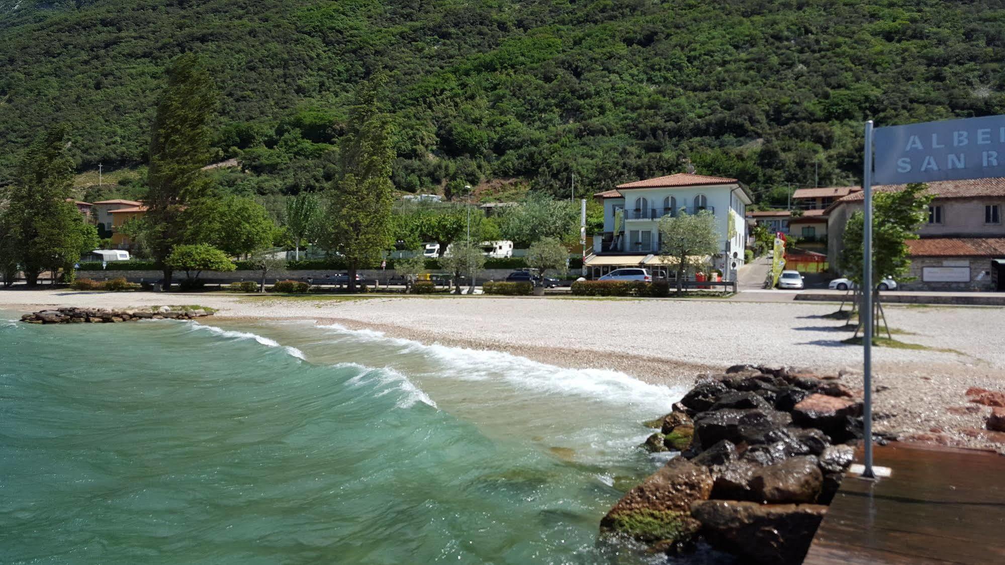 Albergo San Remo Malcesine Exterior photo